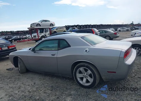 2013 Dodge Challenger Sxt from USA, damaged, VIN 2C3CDYAG5DH596367
